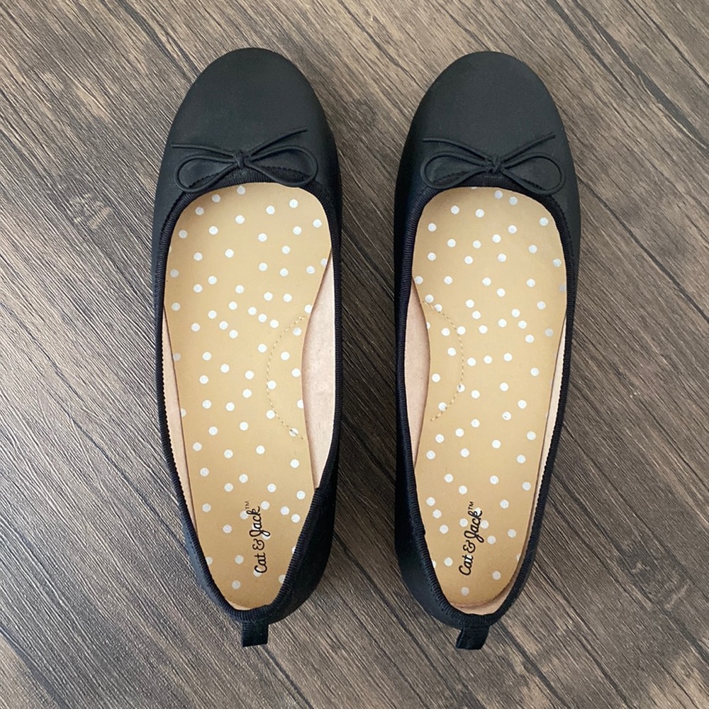 Black Ballet Flats